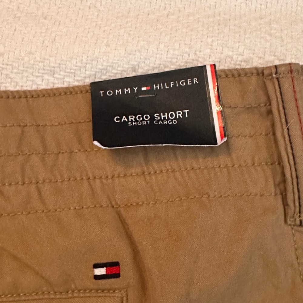 Tommy Hilfiger Cargo Shorts NWT - Picture 4 of 5